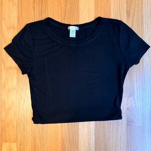 Bozzolo Classic Cropped Black Short Sleeve Tee
